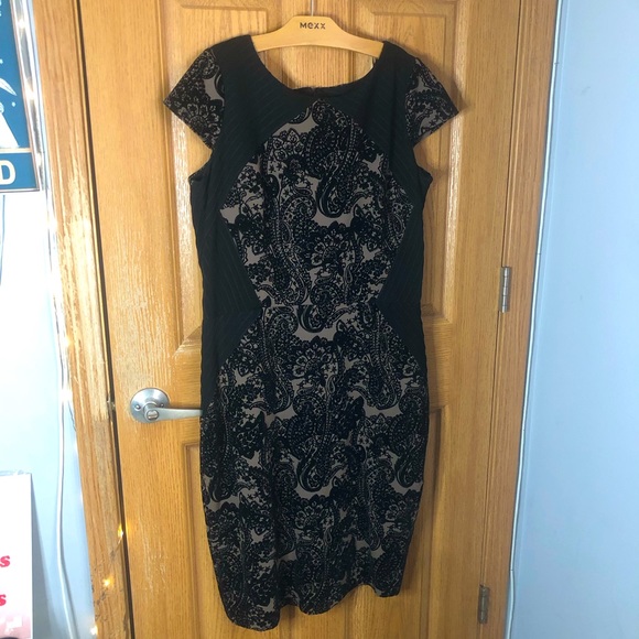 Black & Tan Bodycon Cocktail Dress - Picture 1 of 3